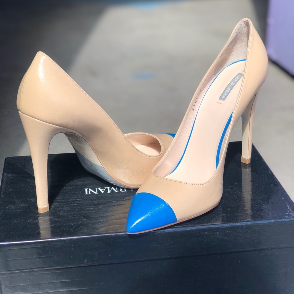 Giorgio Armani Blue Tip Pumps